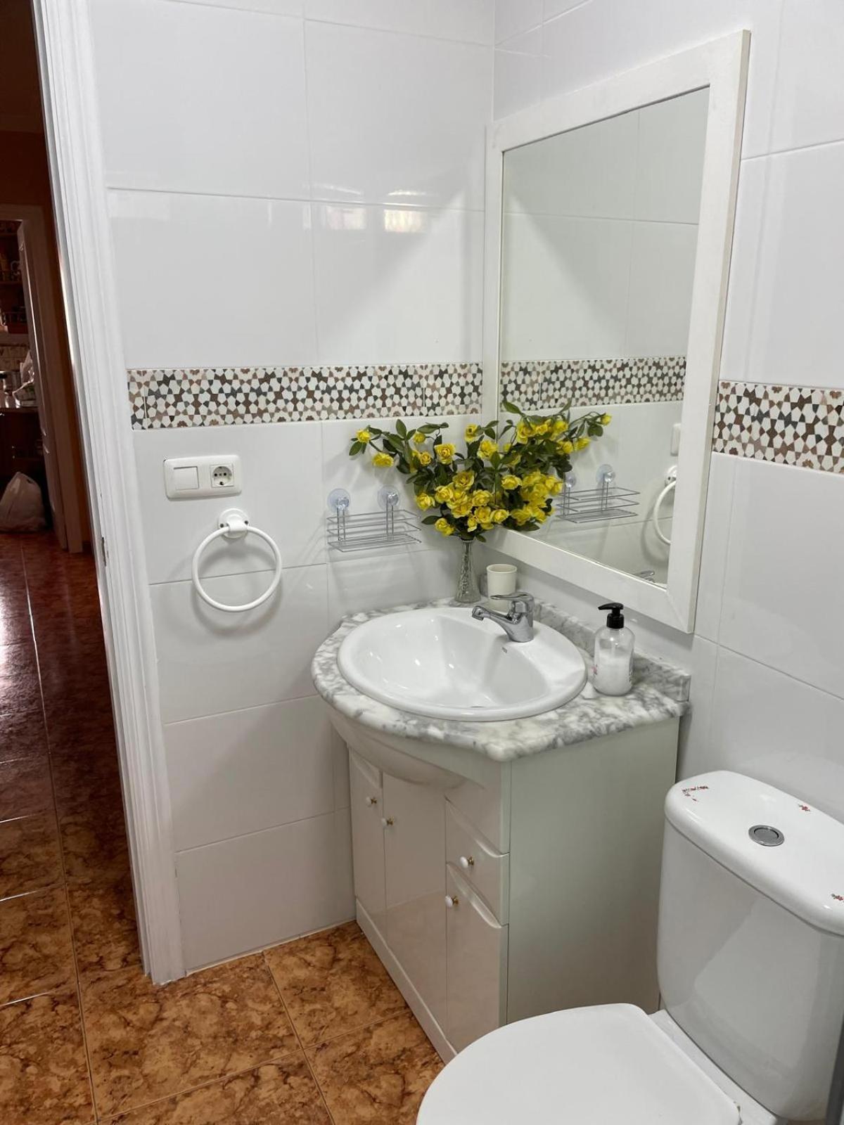 Precioso Apartamento De Dos Plantas Con Vistas Frigiliana Esterno foto